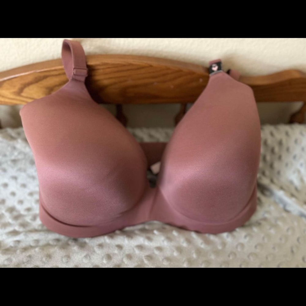 NWT VS lined demi bra